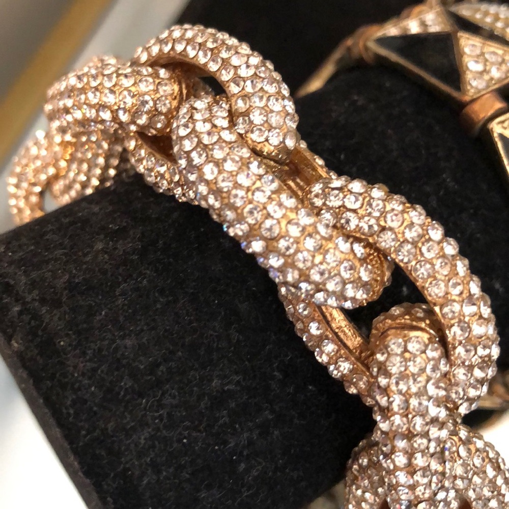 Large Rhinestone Chain Link Bracelet - Picture 9 of 9